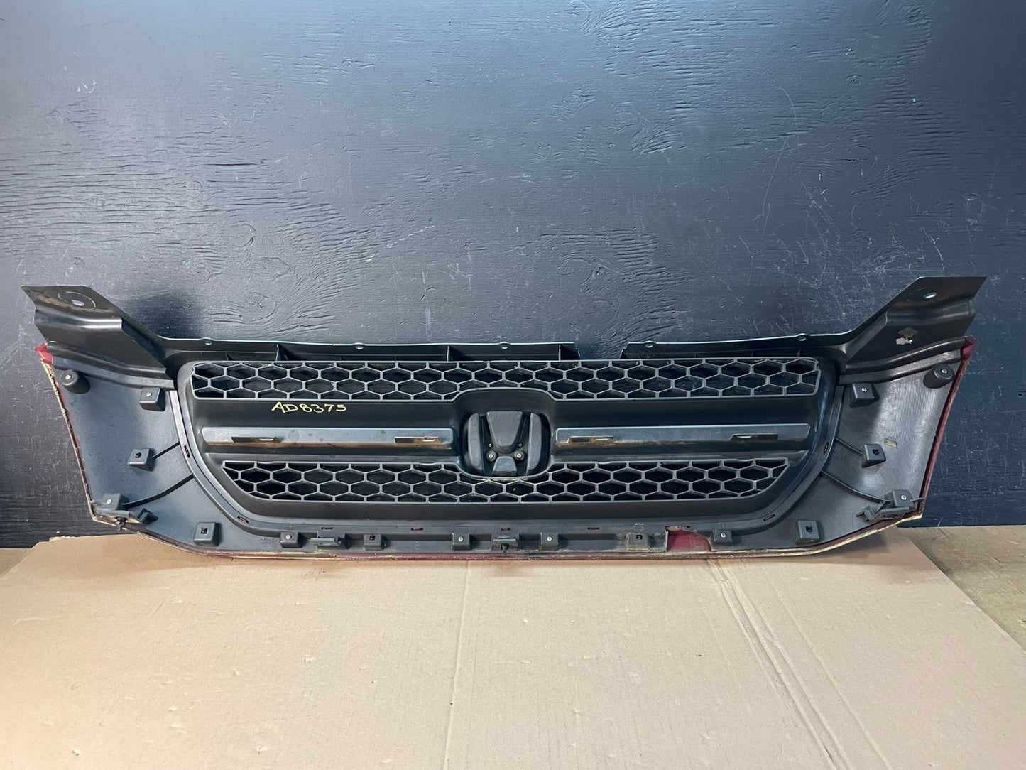 2003 2004 2005 Honda Pilot Front Upper Grill Grille AD8375 DG5