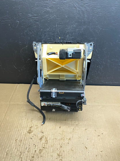 2009 to 2011 Lexus IS250 Screen Radio AM-FM CD Tuner Head Unit OEM AC4740 DG7