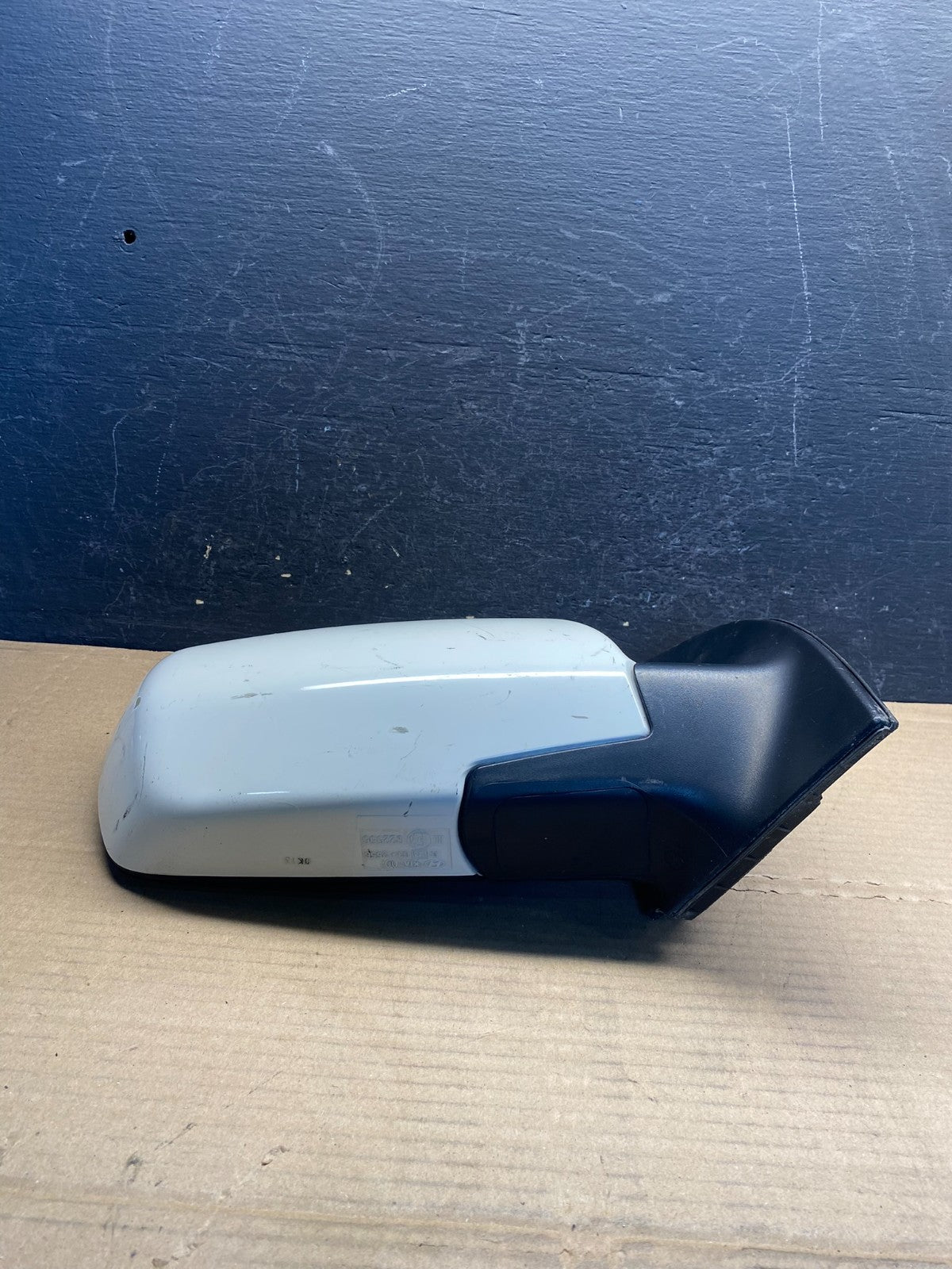 2011 to 2014 Kia Sedona Right Passenger RH Side Door Mirror AF3921 DW3