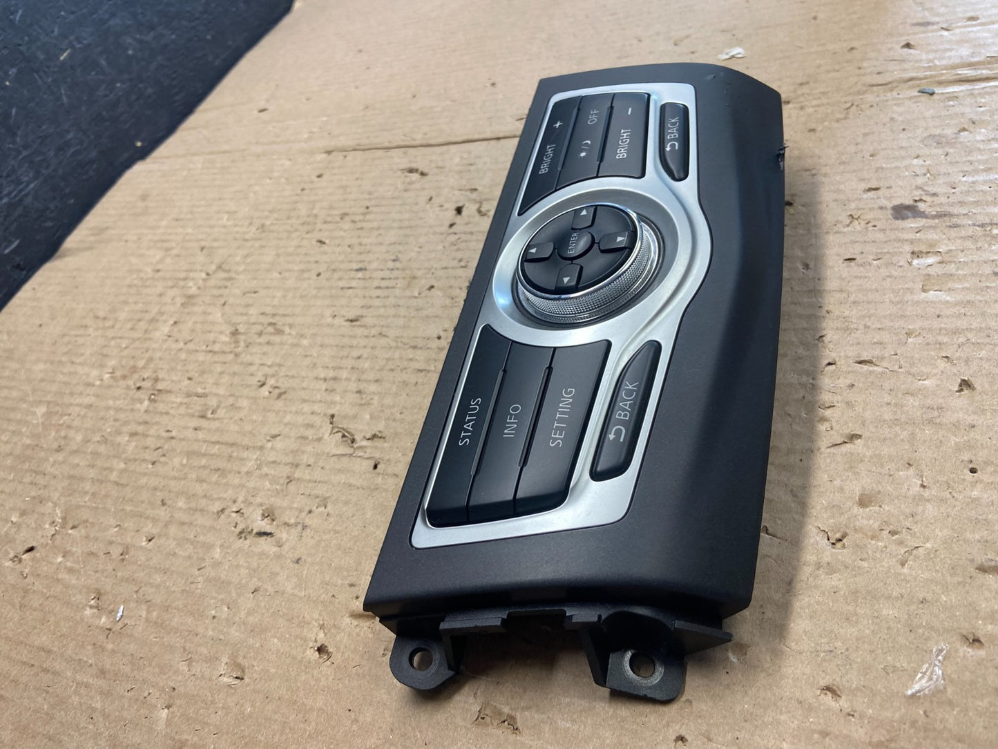 2009-2014 Nissan Murano AM FM Radio CD Control Panel ae3946 DG2