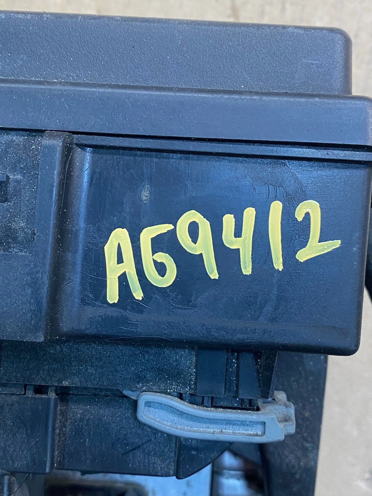 2008 Dodge Durango Multifunction Unit Module Fuse Box Body Control AG9412 DW7