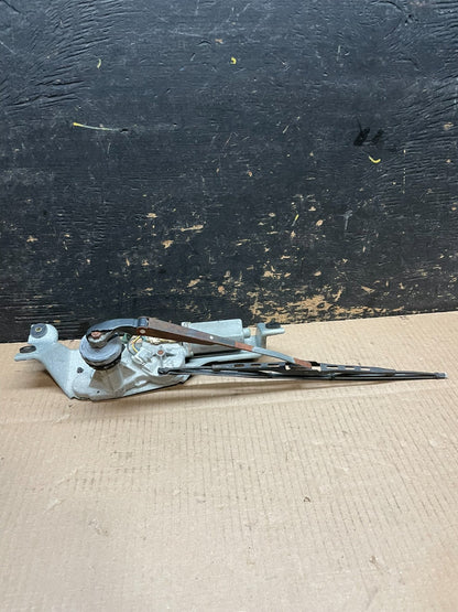 2000 to 2004 Subaru Legacy Wagon Rear  Windshield Wiper Motor W5949 PS2