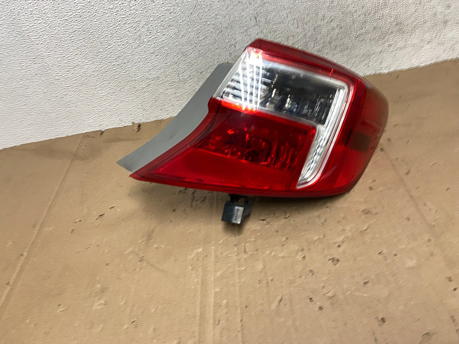 2012 2013 2014 Toyota Camry Right Passenger RH Side Tail Light AE9196 LK0