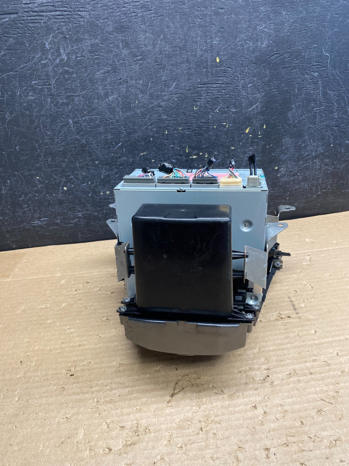 2007 to 2009 Acura Mdx Radio Stereo 6 CD Player Climate Control Pan OE AG8412 DG5