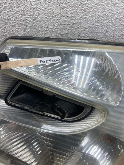 2005 to 2009 Chevrolet Equinox Left Driver LH Halogen Headlight Y1027 DW3