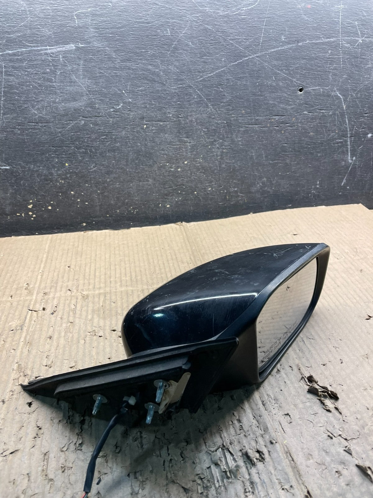 2013-2015 Nissan Altima Right Passenger View  Door Mirror OEM X4586 GD10