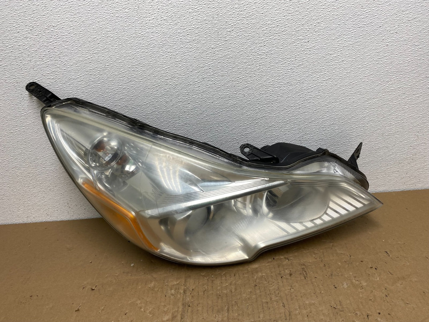 2013 - 2014 Subaru Legacy Outback Right Passenger Headlight AB6957 DW0