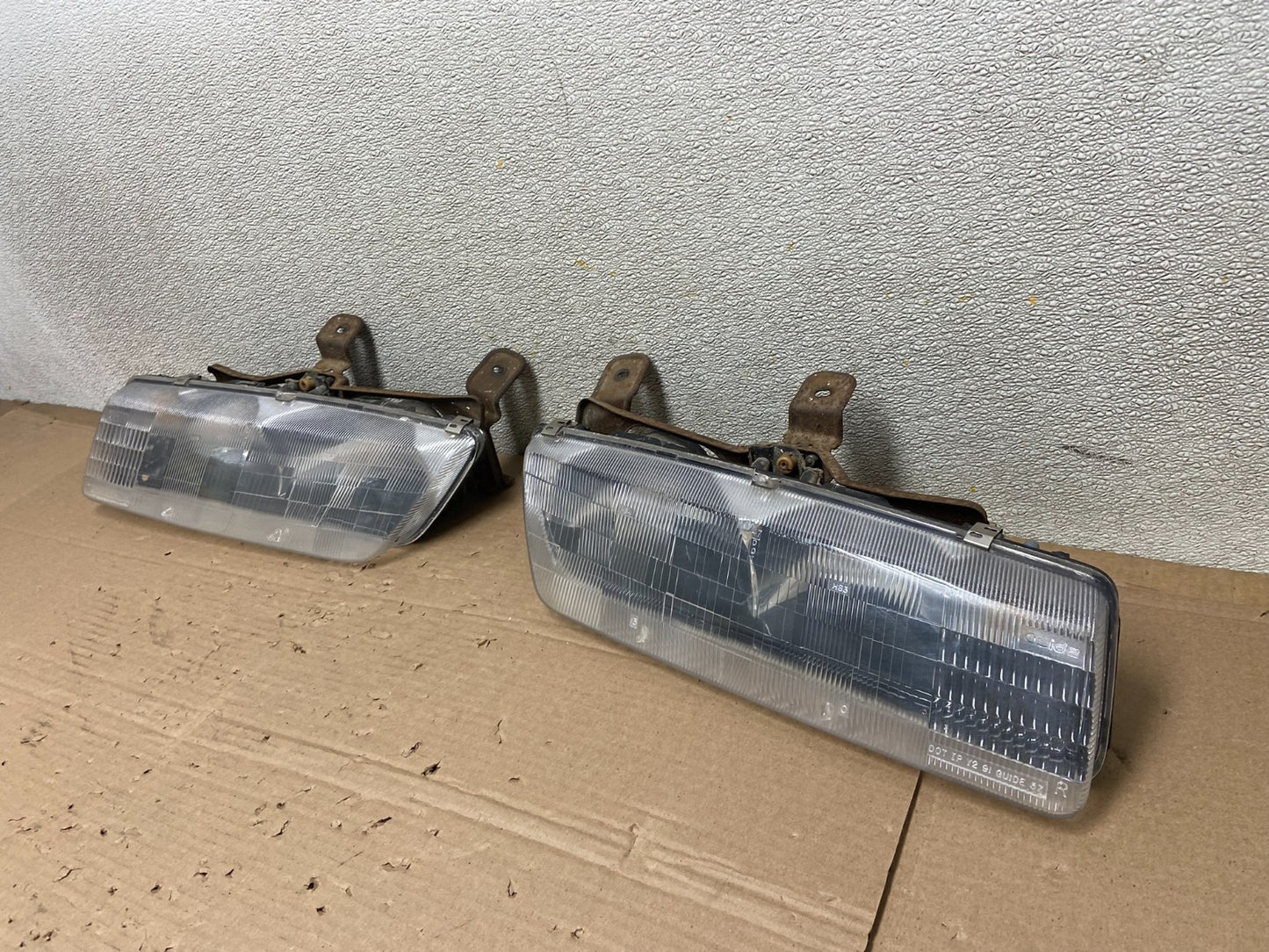 1991 to 1996 Saturn S Series Coupe Left Driver Side Headlights AB13861