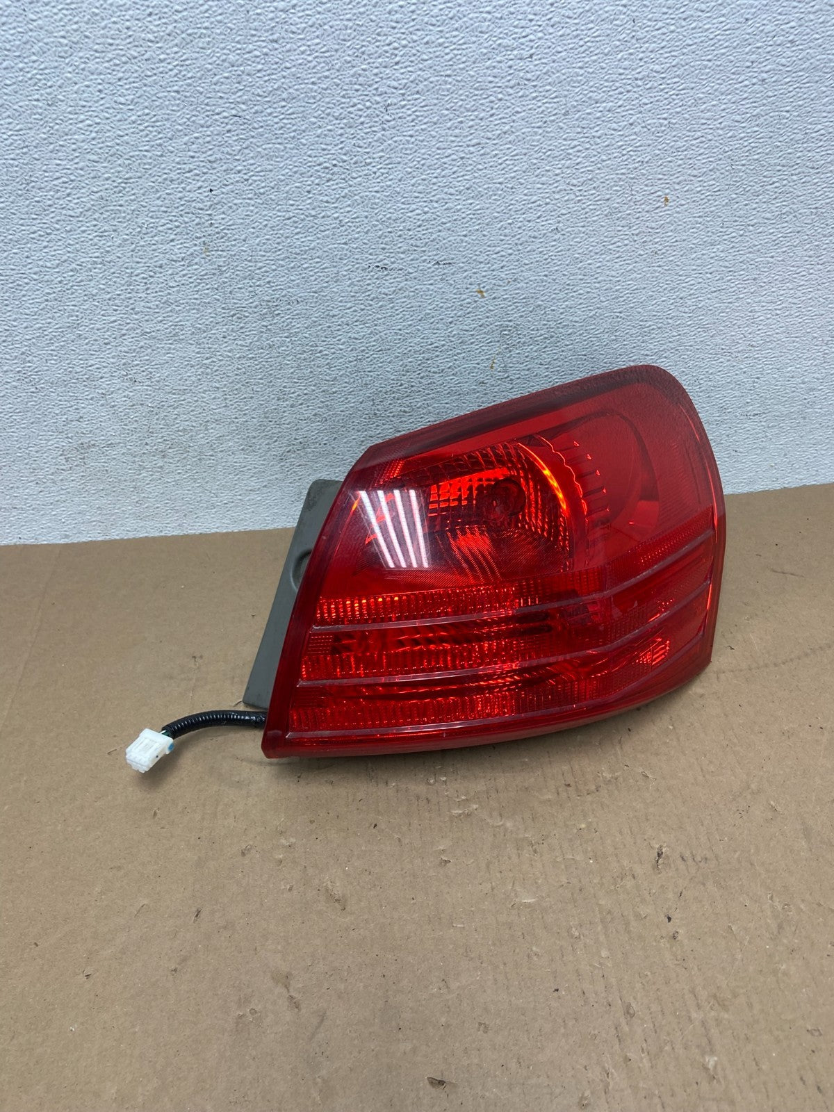 2008 to 2015 Nissan Rogue Right Passenger Rh Side Tail Light AD6500 DW0