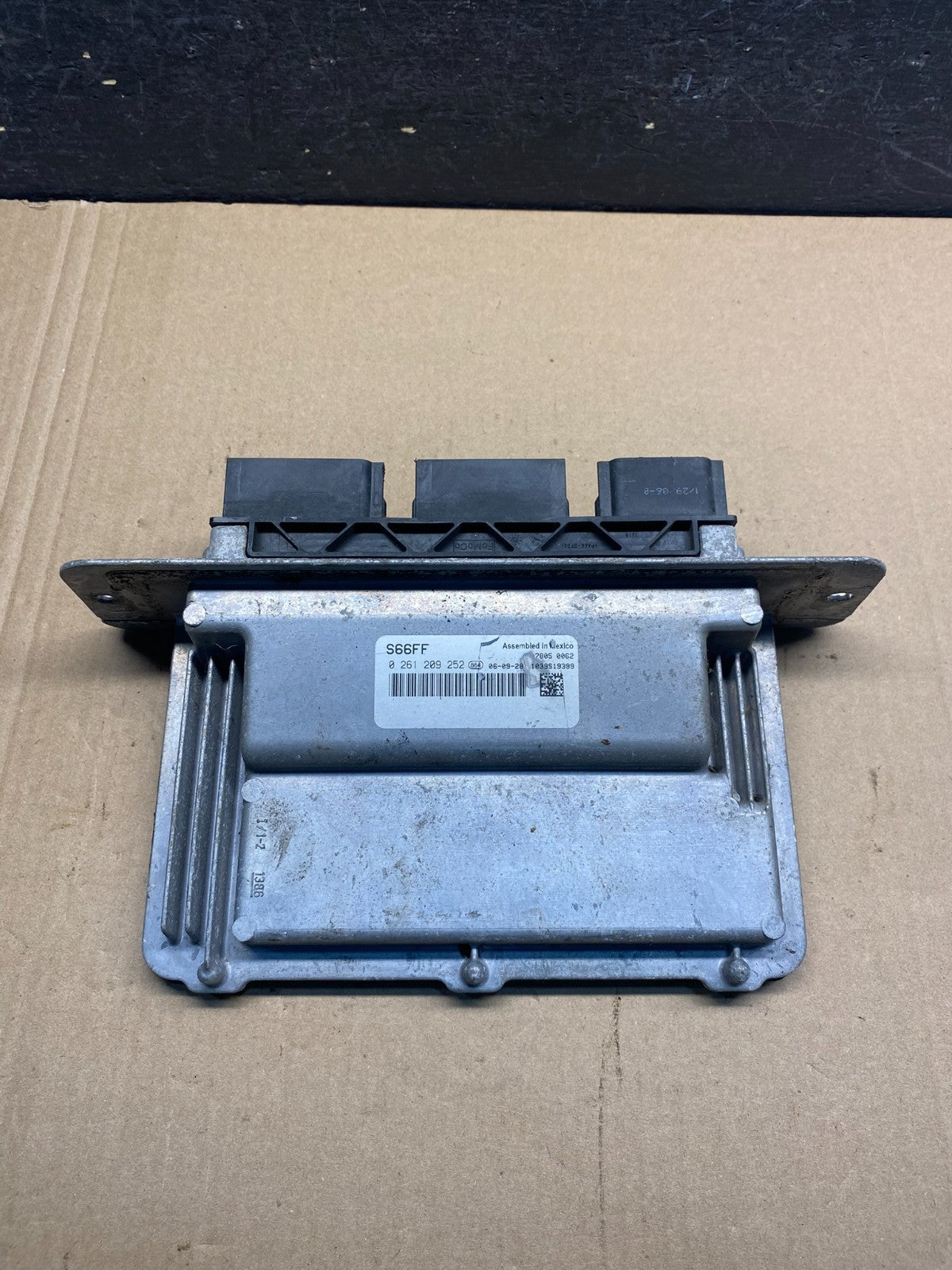 2007 2008 Ford Expedition 5.4L Engine Control Computer Module ECM ECU AE6288 DW0