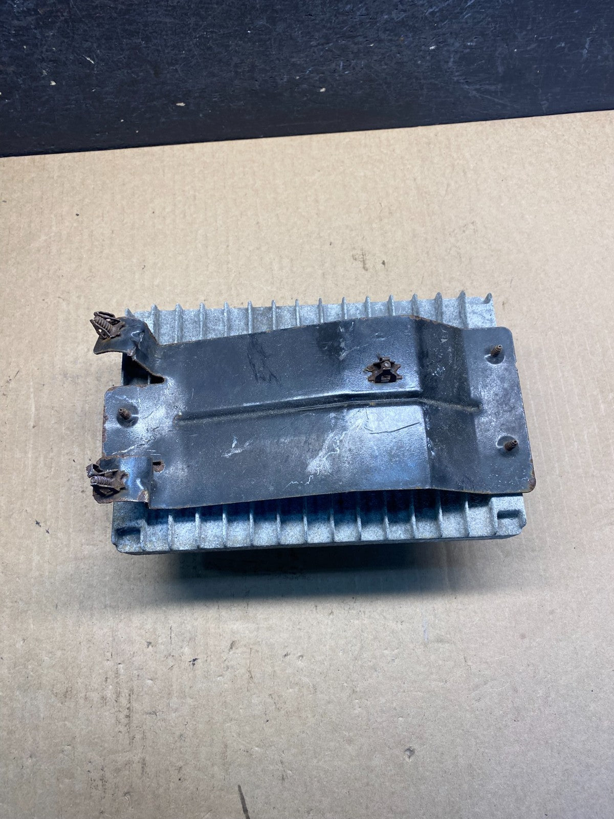 2006 Chrysler Town Country Caravan 3.3L Engine Control ECU p05094658ad AG7029 DG1