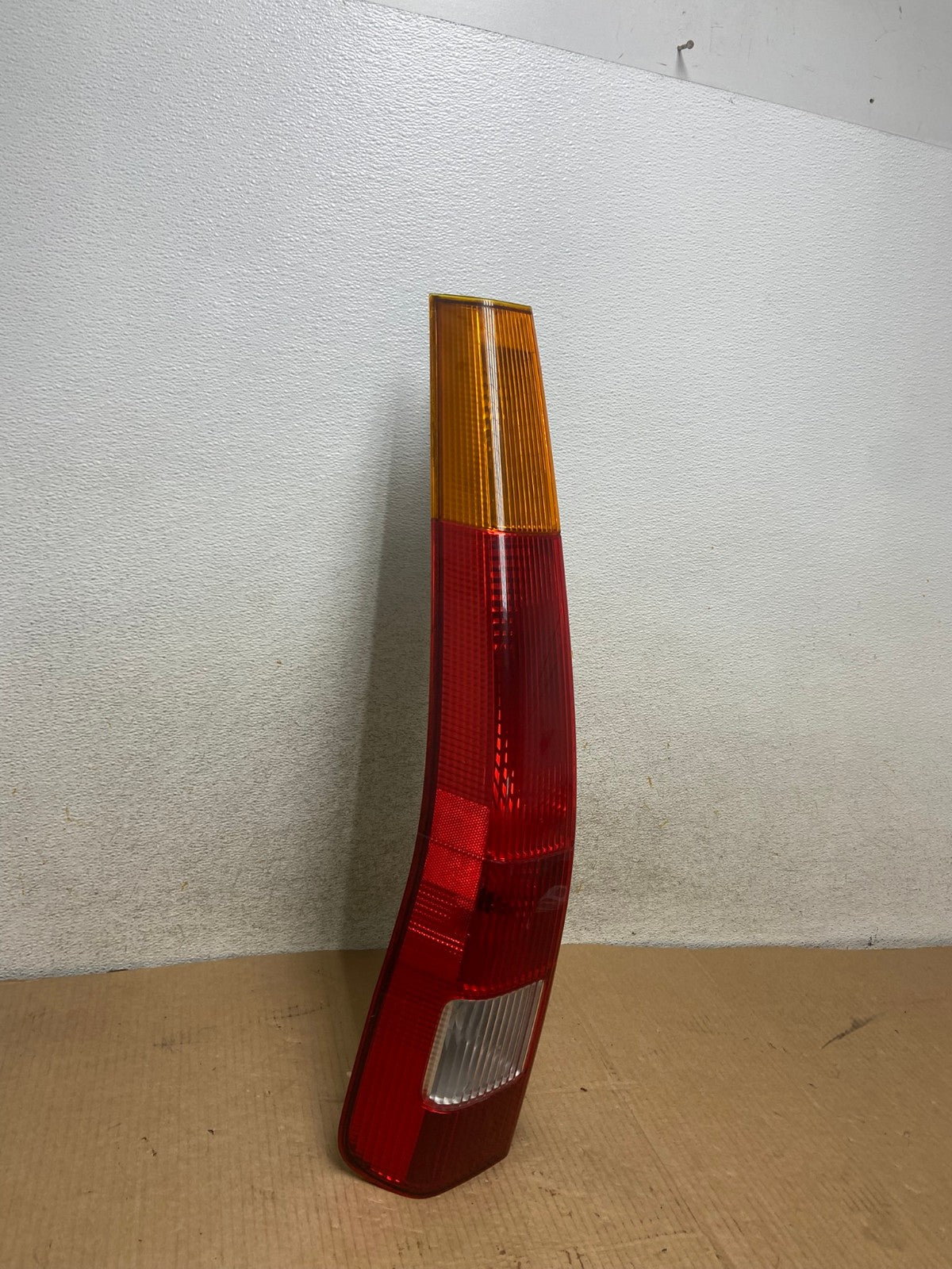 2002 2003 2004 Honda Crv Cr-v Left Driver Lh Tail Light AI6941 LK2