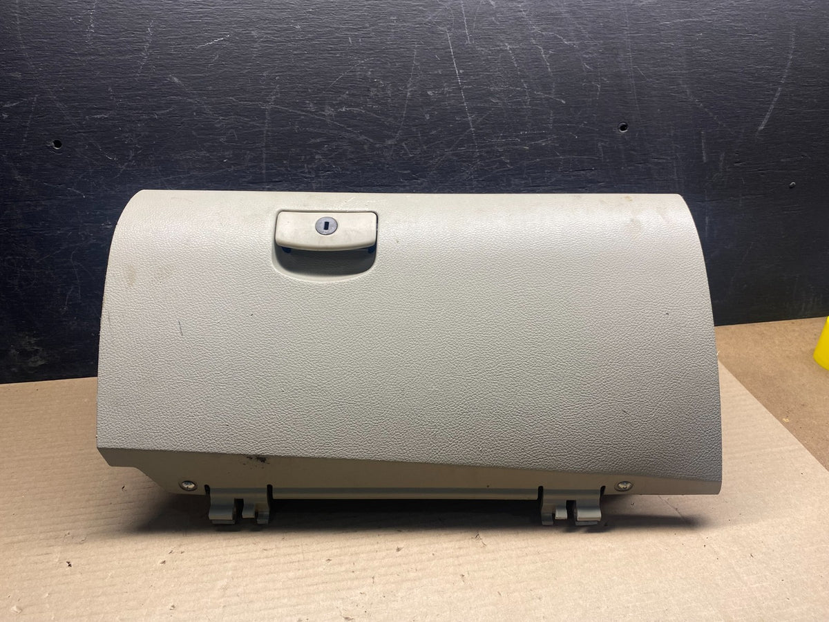2010 - 2014 Subaru Outback Right Passenger Side Glove Box AH9720 DG4
