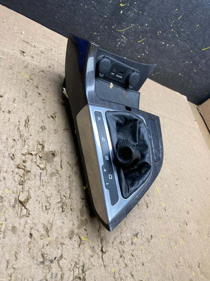 2011 to 2013 Kia Optima Center Console Shifter Gear AUX USB Floor Bezel T8594 DG1