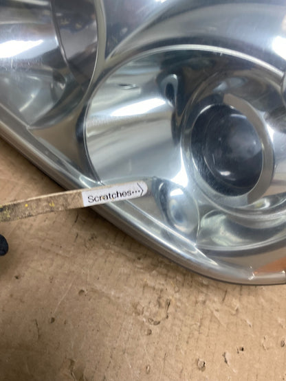 2004 to 2009 Lexus RX330 RX350 Xenon Left Driver Side Headlight AC3839 DW3