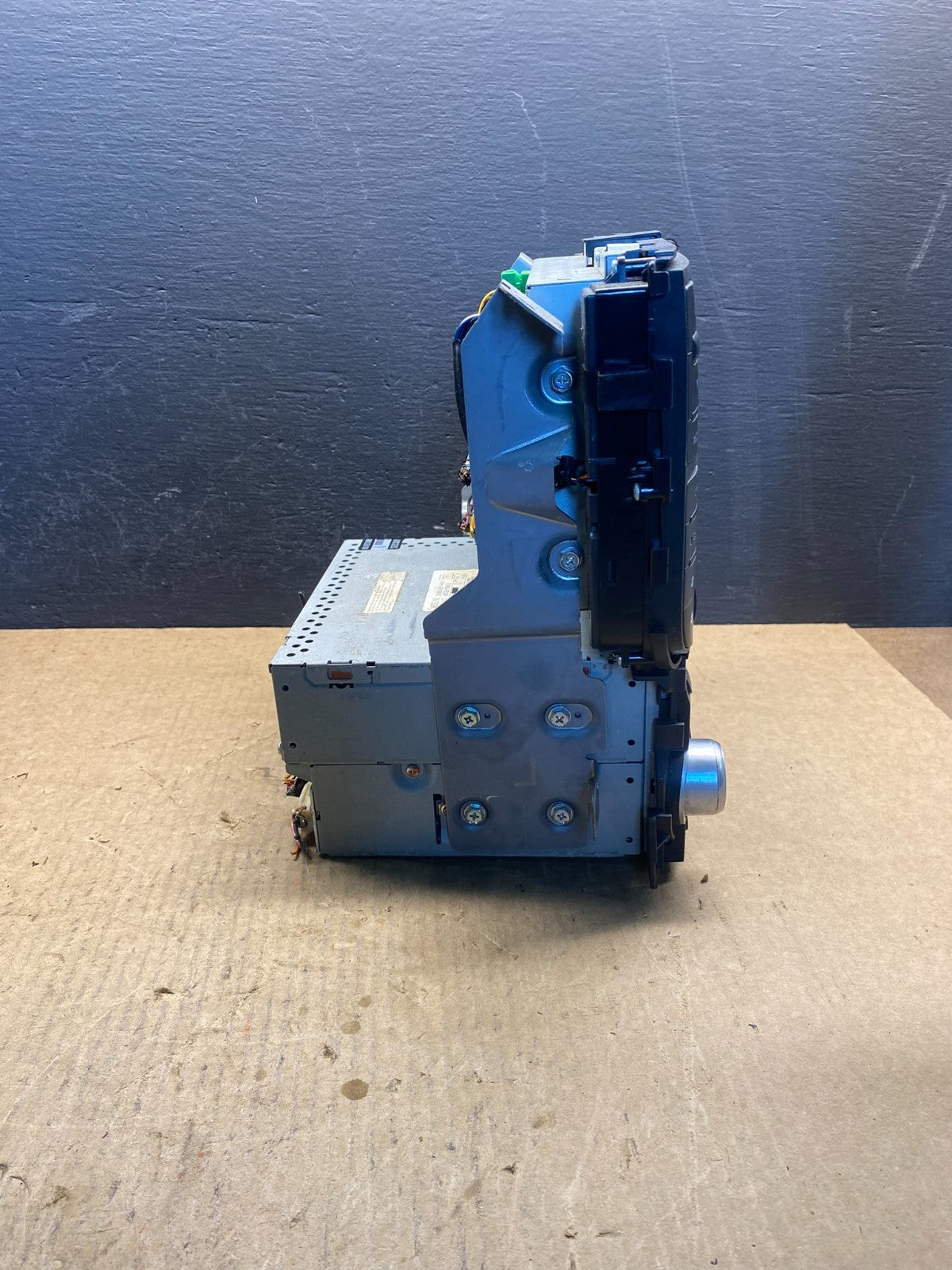 2004 2006 Acura TL CD Player Radio Climate Control AC7118 DG3