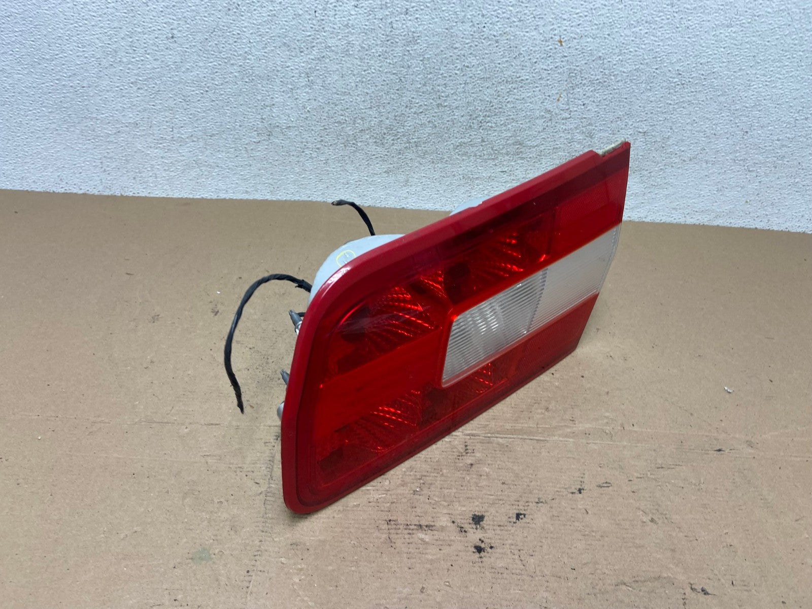 2007-2009 Lincoln Zephyr MKZ Right Passenger Side Tail Light Inner AF4525 LK2