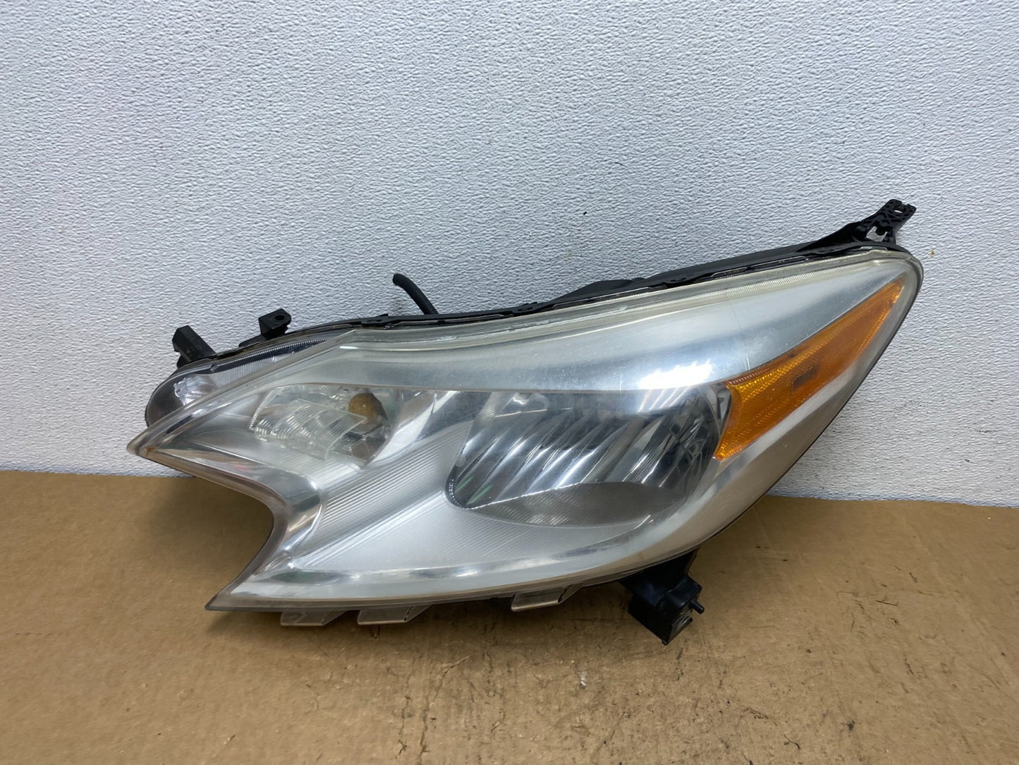 2014 2015 2016 Nissan Versa Note Left Driver LH Side Headlight AD0653 DW0