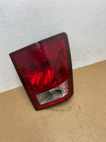 2007 to 2010 Jeep Grand Cherokee Right Passenger Tail Light AD5991 LK2