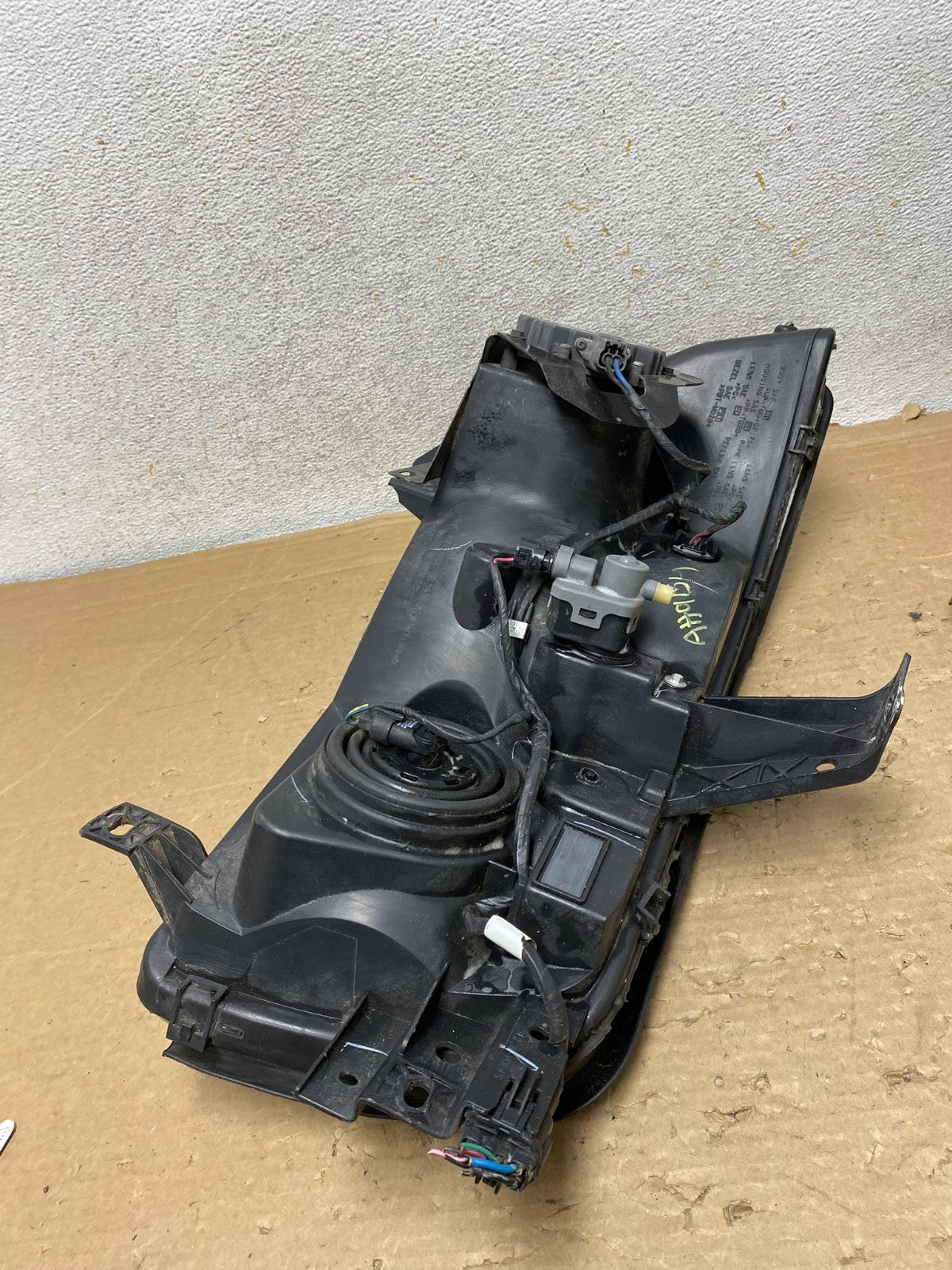 2005-2010 Infiniti Qx56 Left Driver LH Side Hid Xenon Headlight AH9154 DW6
