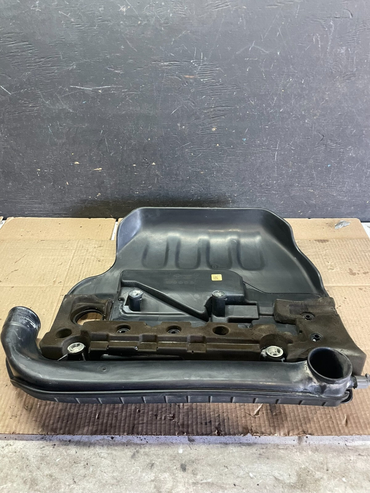 2013 to 2016 Dodge Dart 2.0L Engine Motor Cover Shield M2694 DG5