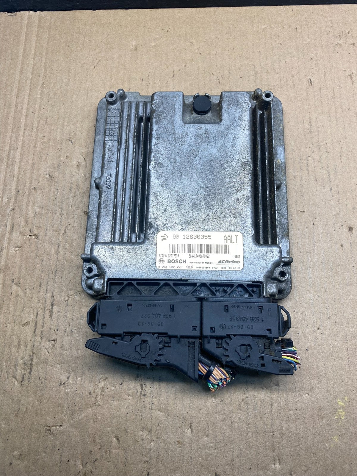 2010 2011 GMC Acadia Traverse Engine Control Module ECM ECU 12636355 AE6399 DW0