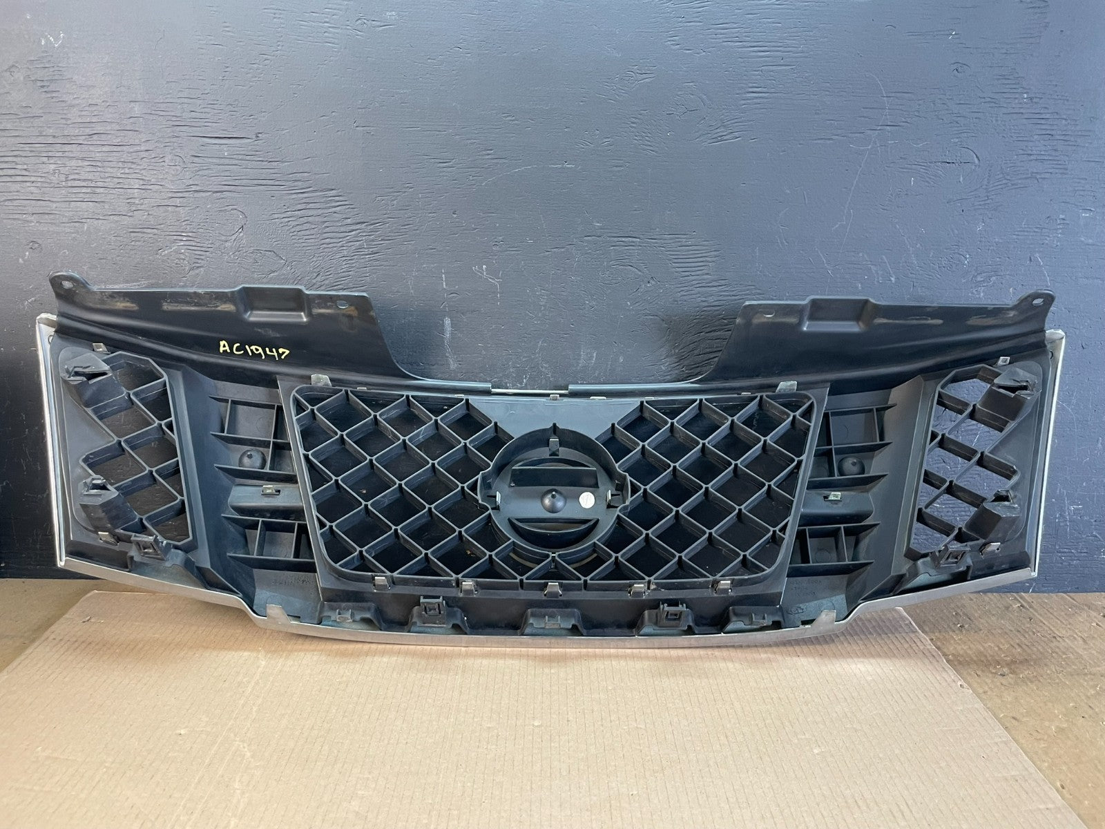 2008 to 2012 Nissan Pathfinder Front Upper Chrome Grill Grille AC1947 DG4