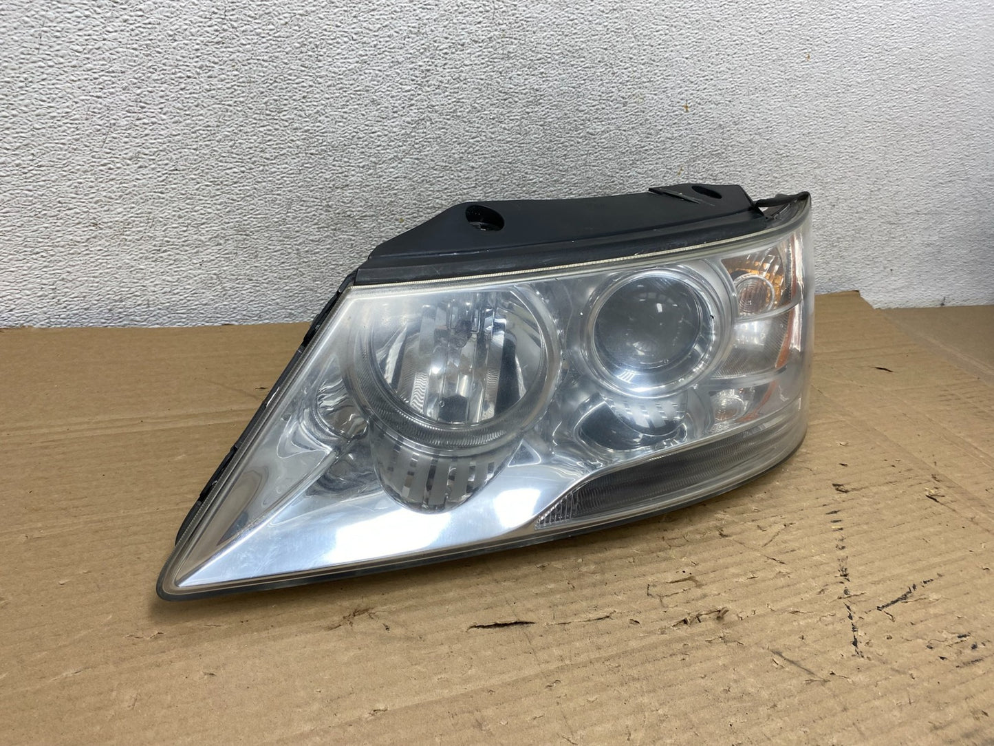 2009 - 2010 Hyundai Sonata Left Driver LH Side Headlight Halogen AG9047 DW1