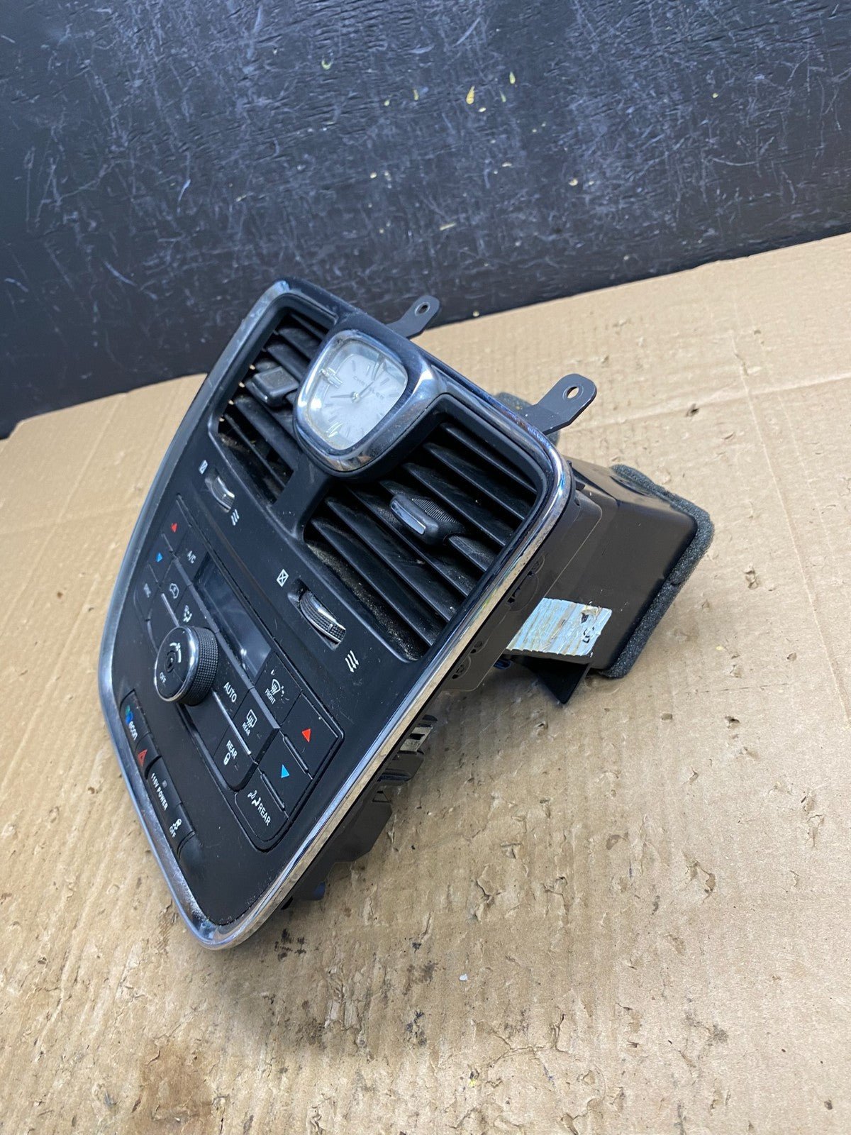 2011-2016 Chrysler Town Country Climate Control Panel Center Dash Trim AD1877 DG2