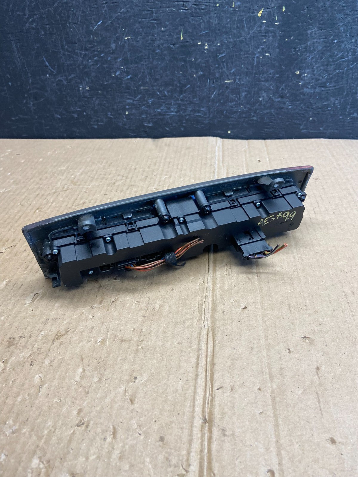 2006-2011 Mercedes W211 E350 E500 Center Console Switch Control Unit AE3899 DG3