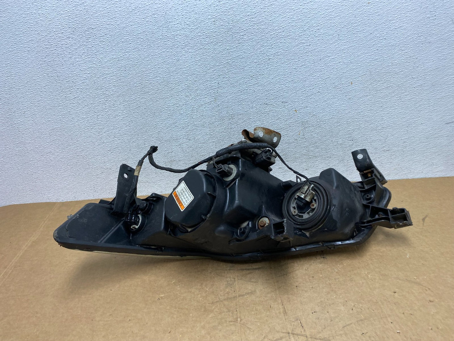 2004 2005 2006 Acura TL Headlight Right Passenger Side Xenon HID AD6297 DW7