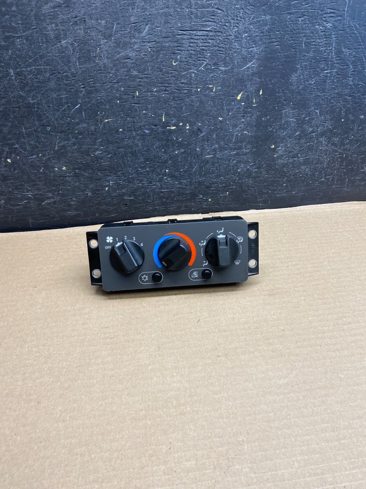 2008 to 2018 MACK CHU612 CXU613 A/C Heater Climate Control Switch AH12320