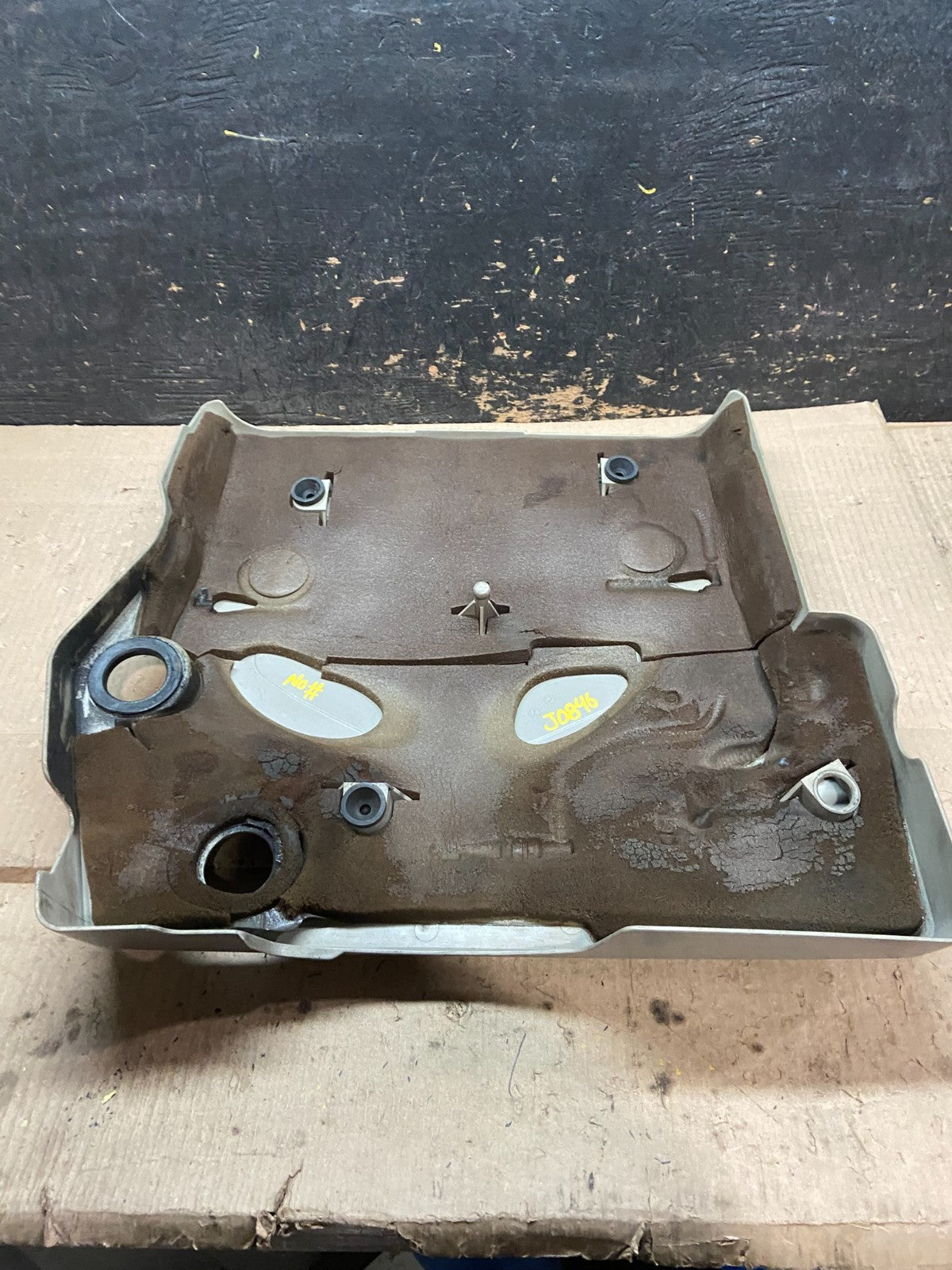 2004 to 2007  Cadillac CTS 3.6L Plastic Engine Cover Shield OEM X7920 DG5