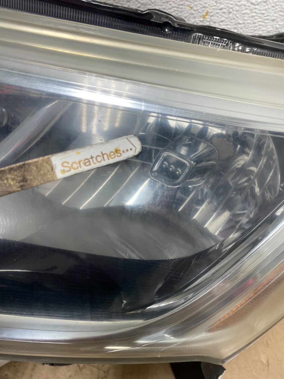 2013 - 2016 Nissan Pathfinder Left Driver LH Side Headlight Halogen AJ2103 D3