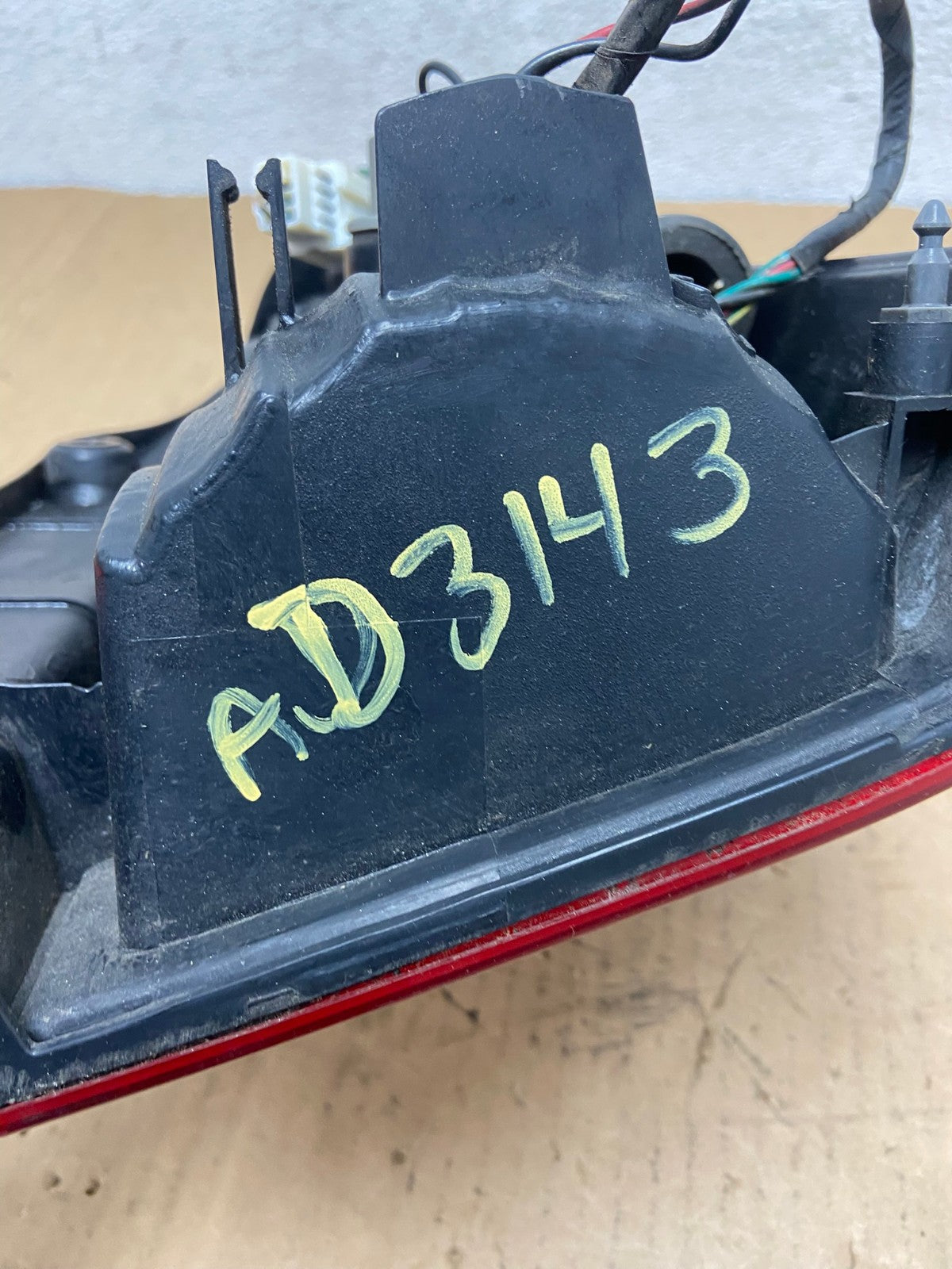 2005 to 2012 Nissan Pathfinder Tail light Left Driver Lh Side AD3143 LK6