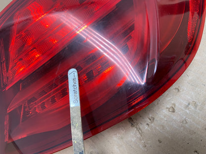 2012 - 2017 BMW F06 650i Right Passenger RH Side Tail Light ae7305 DG3