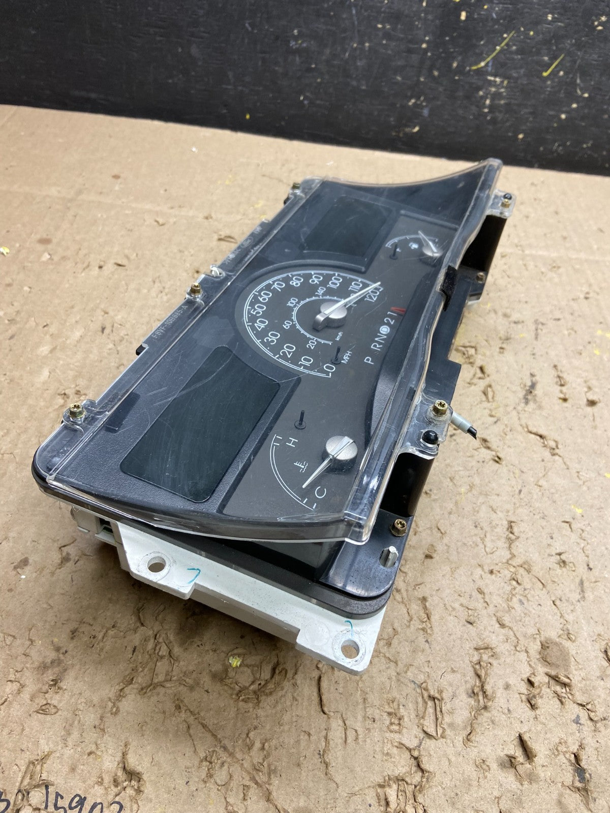 1998 to 2002 Lincoln Town Car Speedometer Gauge Cluster t9133 DG2