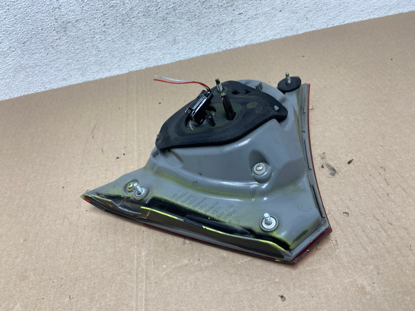 2015 - 2017 Toyota Camry Right Passenger RH Side Tail Light Inner AE6940 LK6