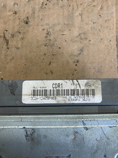 2003 Ford E350 Van 4.6L Engine Control Module Unit ECU 3C2A-12A650-ACB p6214 DG3