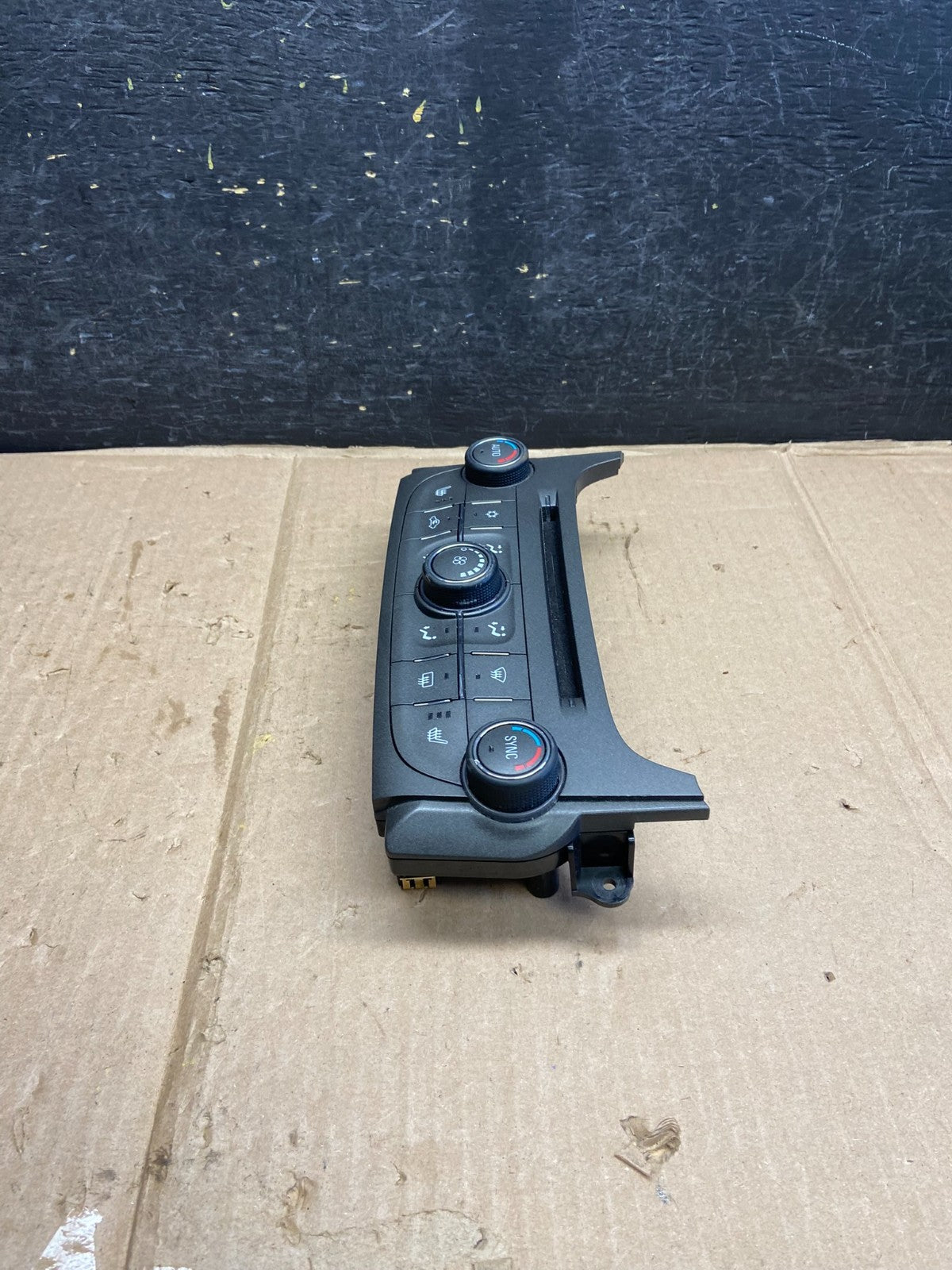 2013 - 2015 Chevrolet Malibu AC Heat Temperature Climate Control ai2724 DG2