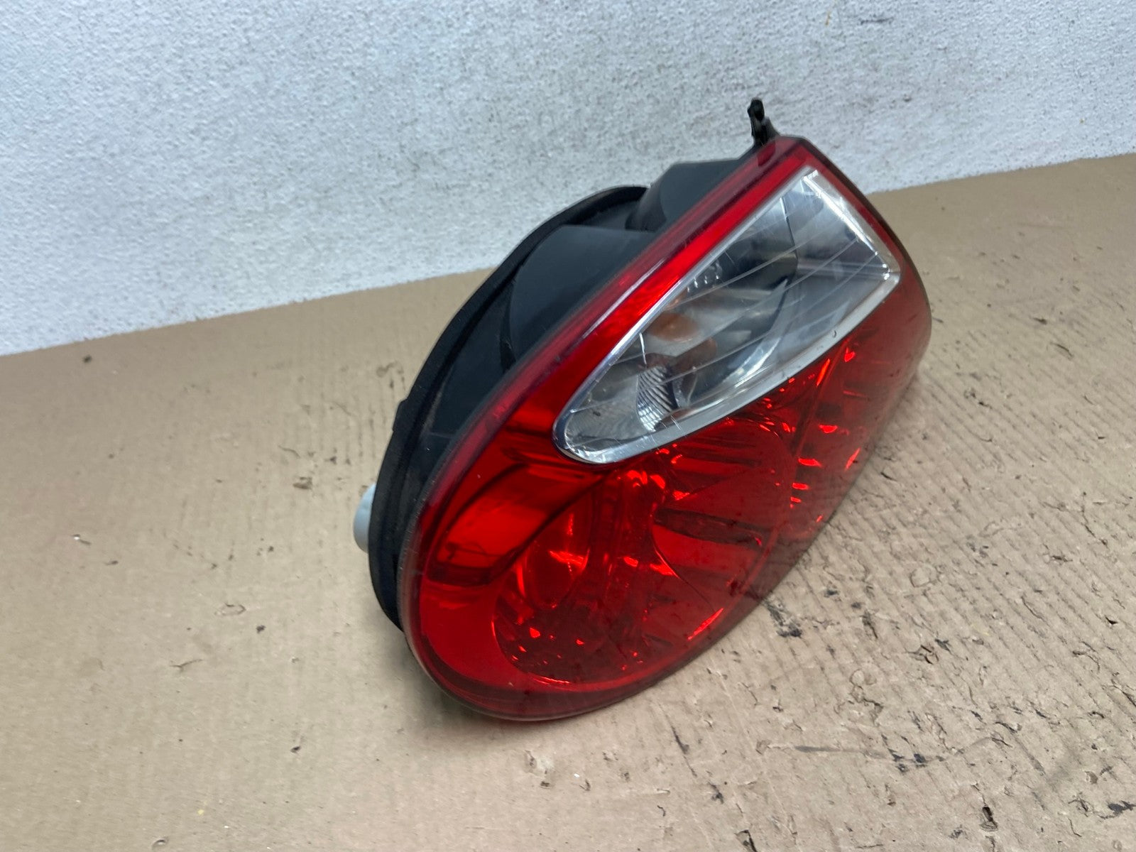 2000 to 2004 Jaguar S-Type Left Driver LH Side Tail Light AF7033 LK2