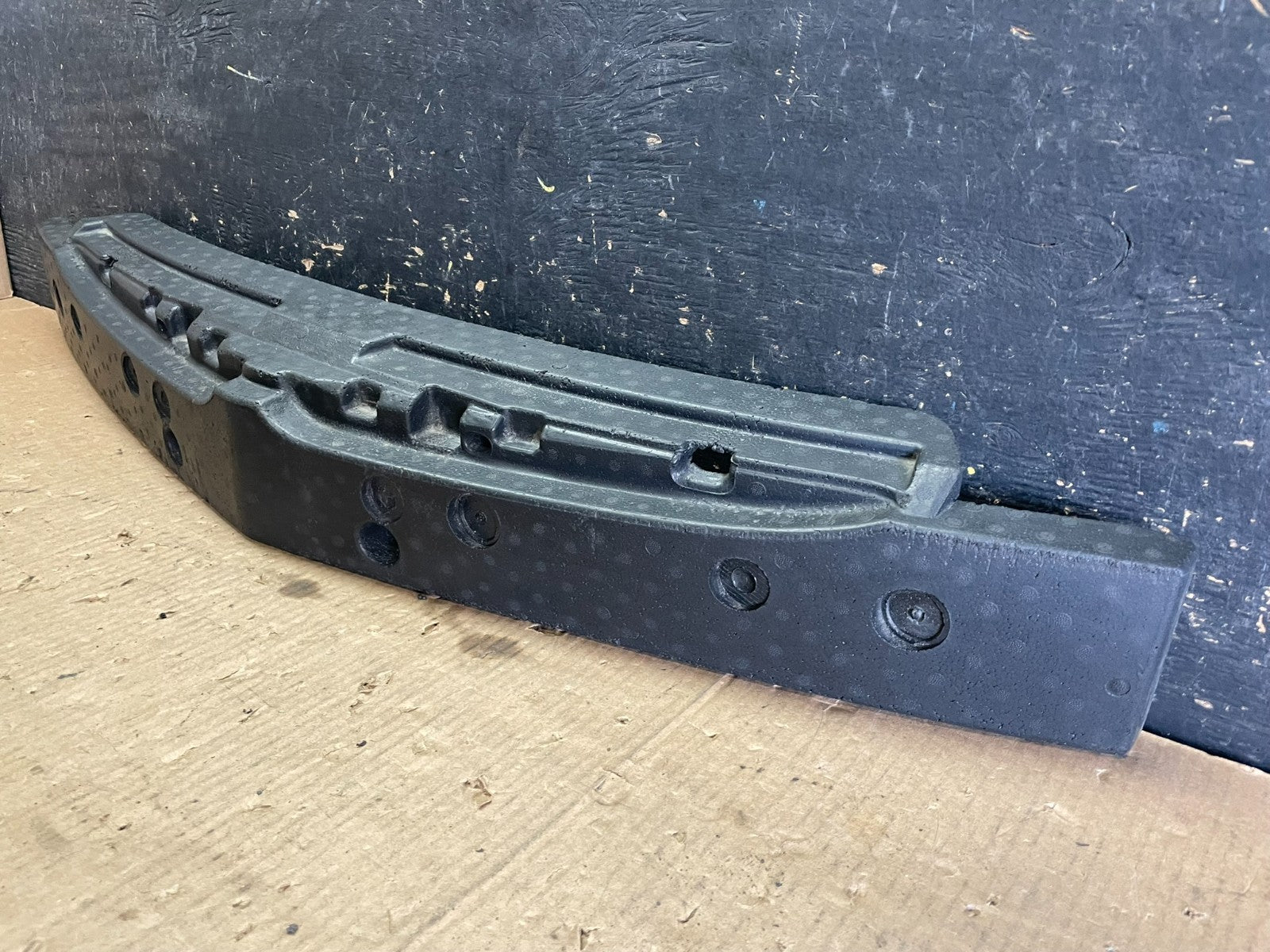 2011 to 2015 Lincoln MKX Front Bumper Impact Absorber Y9793 DG2