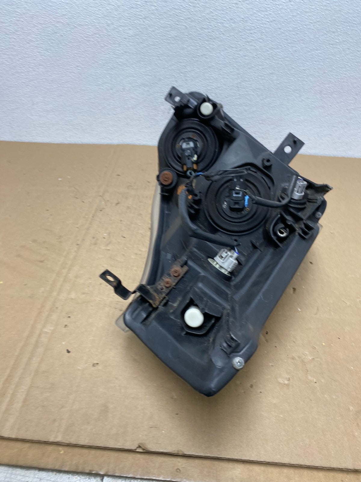 2004 to 2009 Nissan Quest Left Driver LH Black Headlight AB6907 DW8