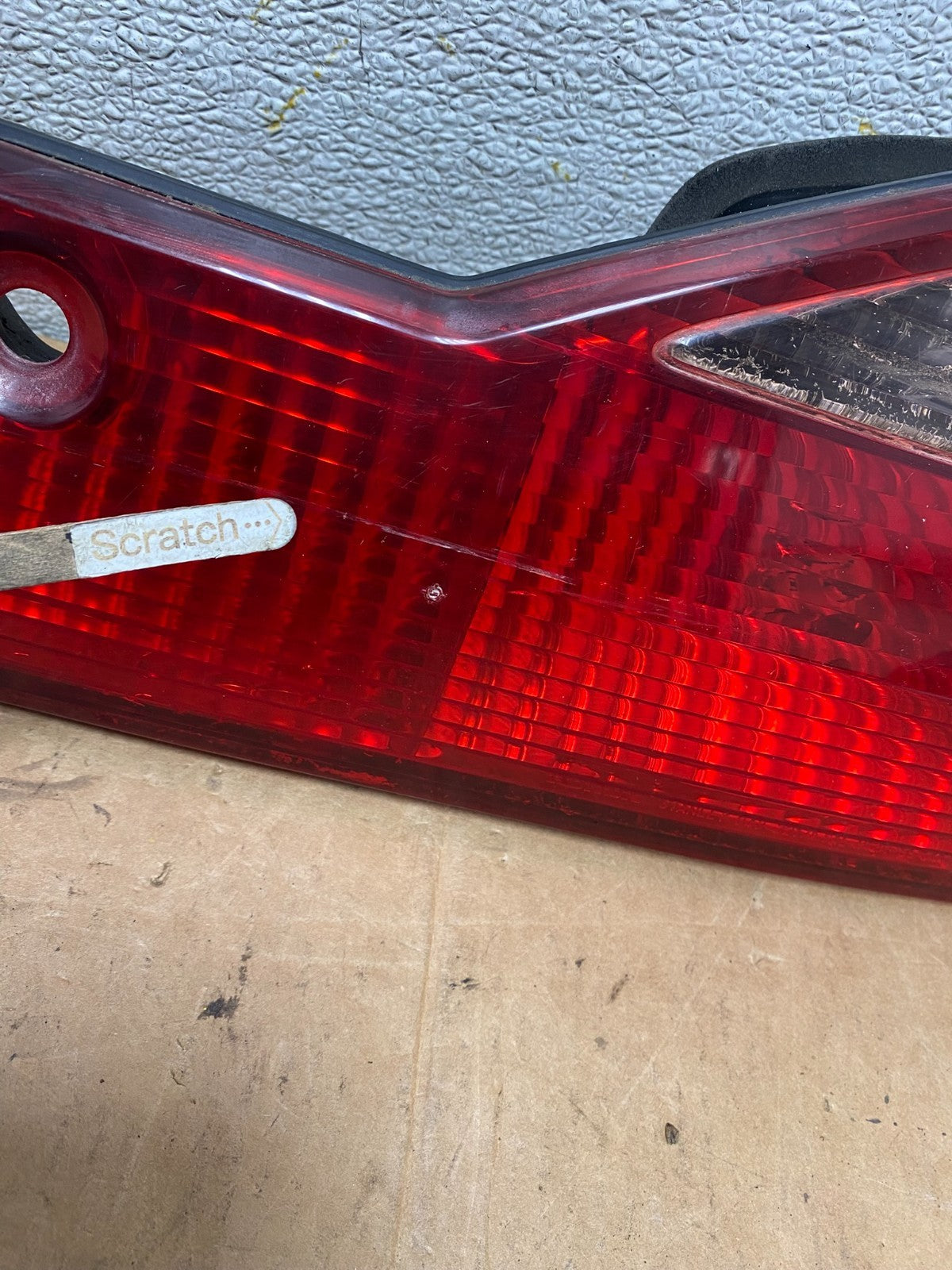 1998 to 2000 Honda Accord Right Passenger Side Inner Tail Light T2328 DW3
