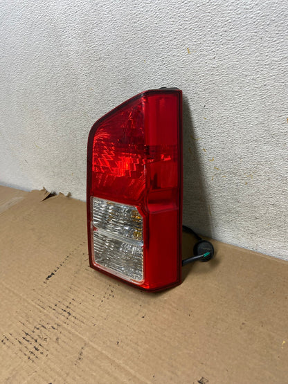 2005 to 2012 Nissan Pathfinder Right Passenger RH Side Tail Light AH4007 LK2