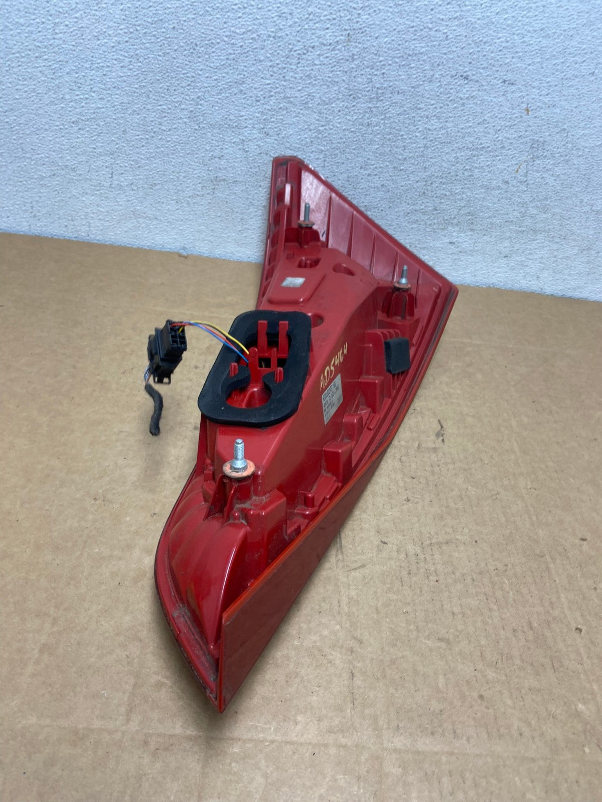 2009 to 2012 Audi Q5 Left Driver LH Side Tail light AD5464 LK5