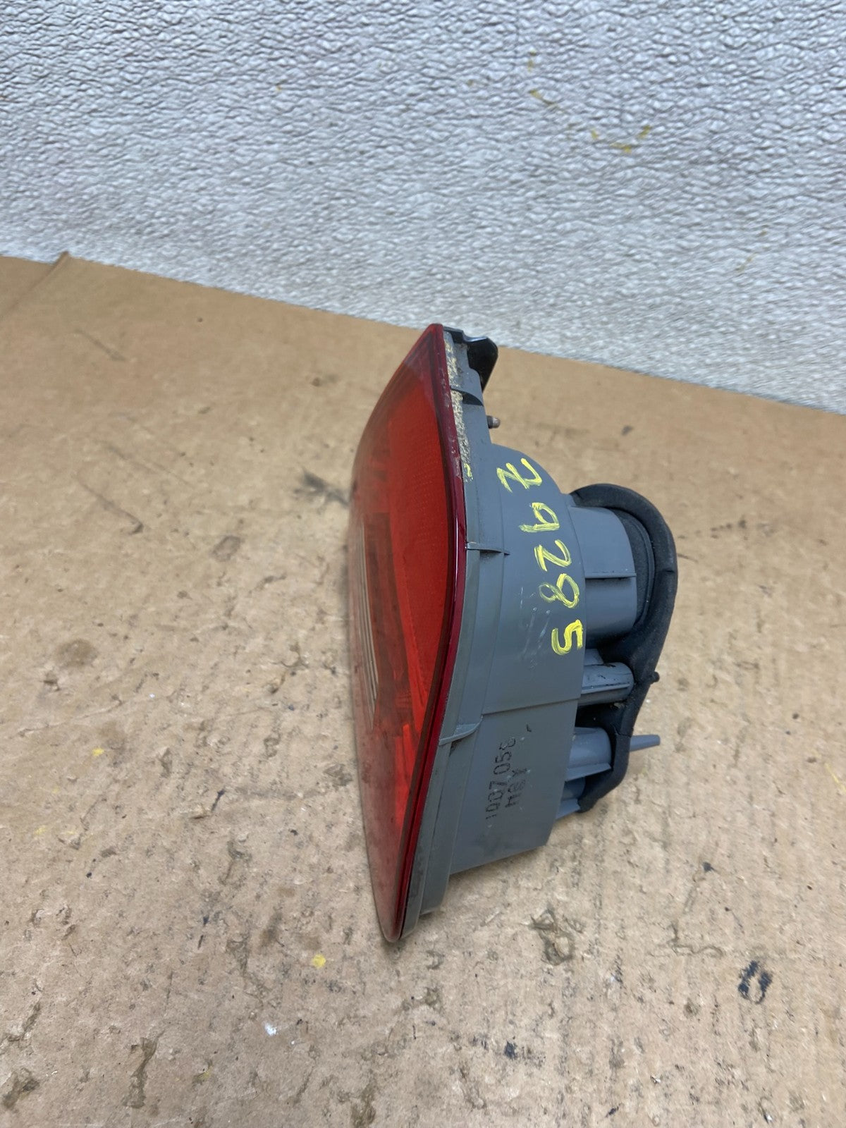 2007-2010 Hyundai Elantra Right Passenger RH Tail Light Inner Oem Z9274 DW1