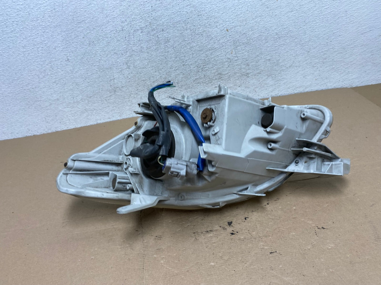 2007 2008 2009 Toyota Yaris Right Passenger RH Halogen Headlight AF4486 LK8