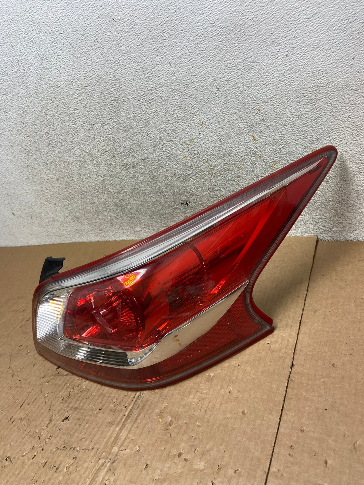 2013 2014 2015 Nissan Altima Right Passenger RH Side Tail Light AI5498 LK1
