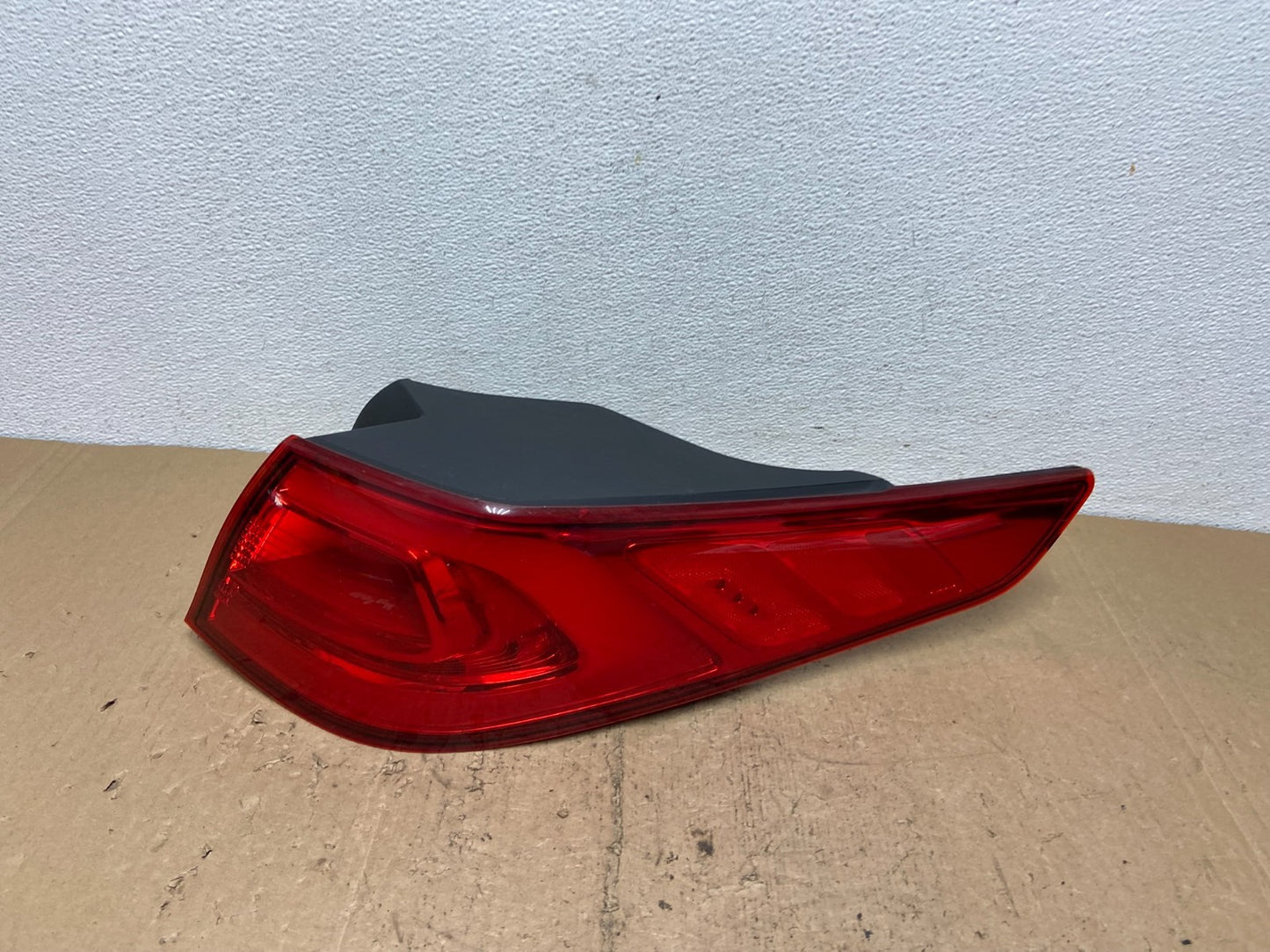 2014 to 2015 Kia Optima Right Passenger Side Tail Light AC74050